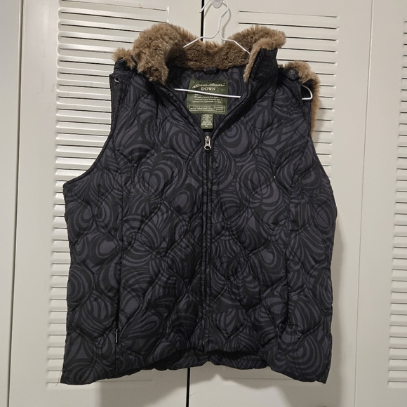 Eddie Bauer Jackets & Blazers - EDDIE BAUER Goose Down Faux Fur Collar Women's Puffer Vest Black Swirl Size XL